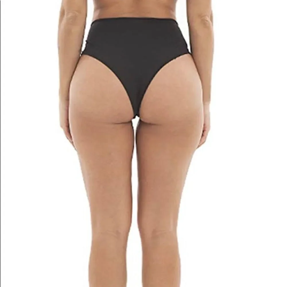 Black bathing suit with leopard print cover up excellent quality - Picture 7 of 9
